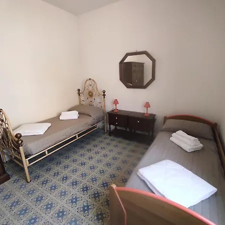 Residenza Tata Annita * סורסו